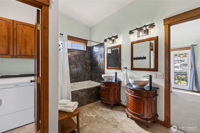 2227 Mariners Way, Oak Harbor, WA 98277