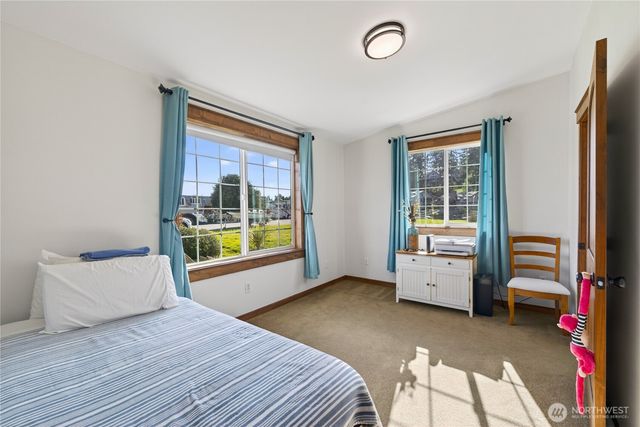 2227 Mariners Way, Oak Harbor, WA 98277