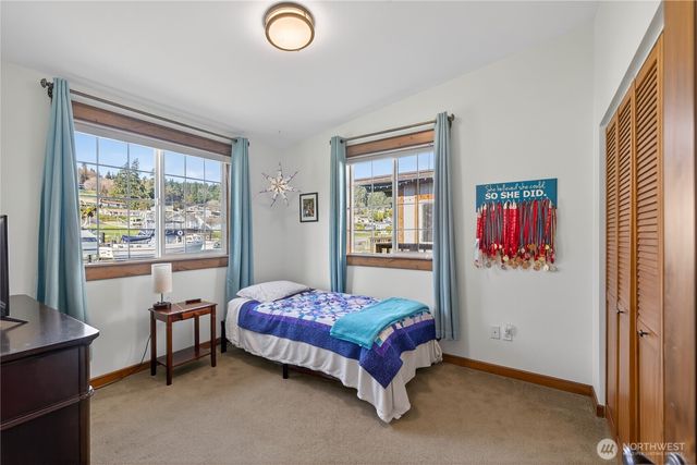 2227 Mariners Way, Oak Harbor, WA 98277