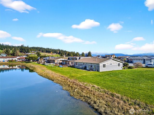 2227 Mariners Way, Oak Harbor, WA 98277