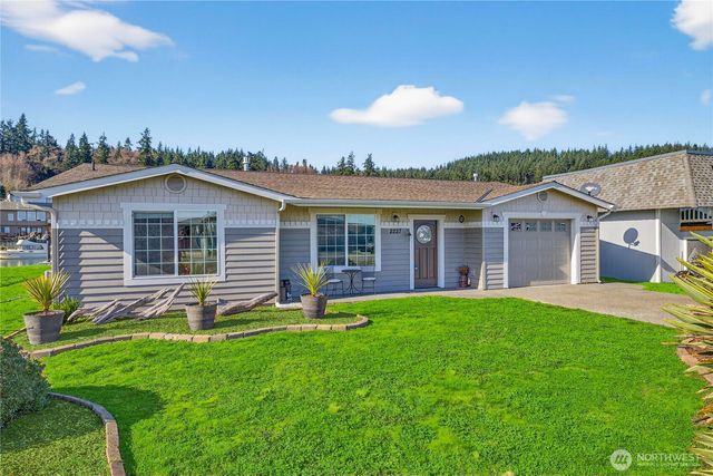 2227 Mariners Way, Oak Harbor, WA 98277