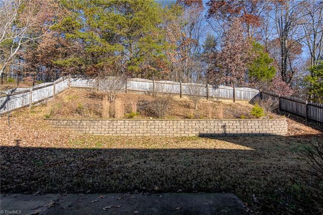 6741 Elm Hill Drive, Clemmons, NC 27012