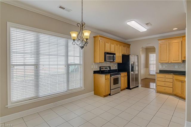 6741 Elm Hill Drive, Clemmons, NC 27012