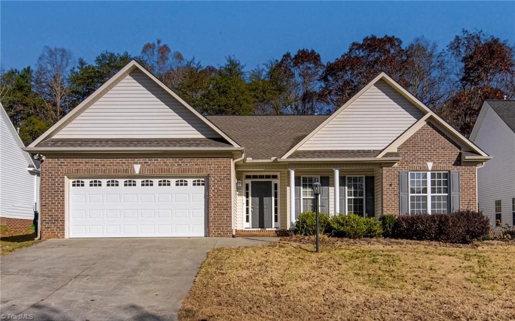 6741 Elm Hill Drive, Clemmons, NC 27012