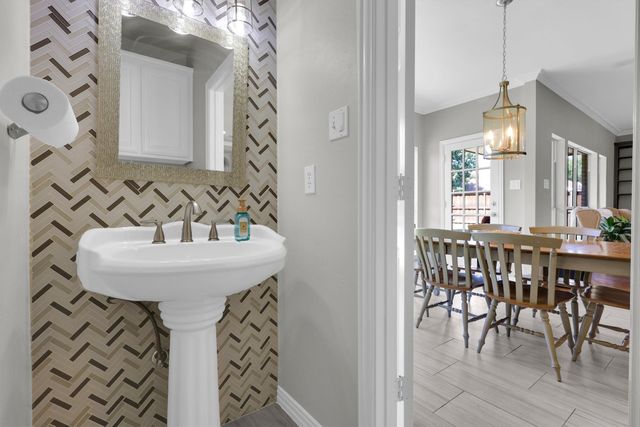 3202 W Valley Circle, Mckinney, TX 75071