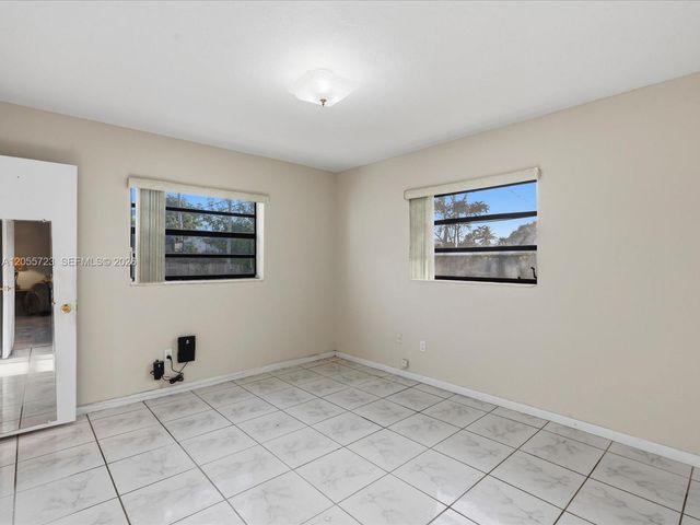16621 SW 102nd Avenue, Miami, FL 33157