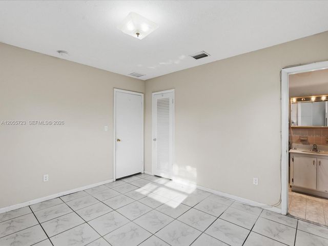 16621 SW 102nd Avenue, Miami, FL 33157