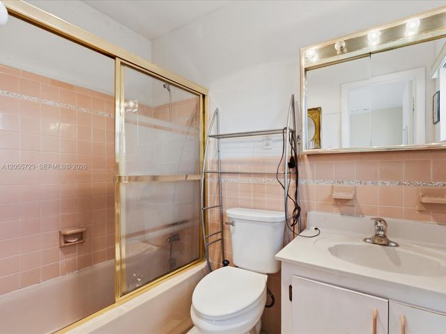 16621 SW 102nd Avenue, Miami, FL 33157