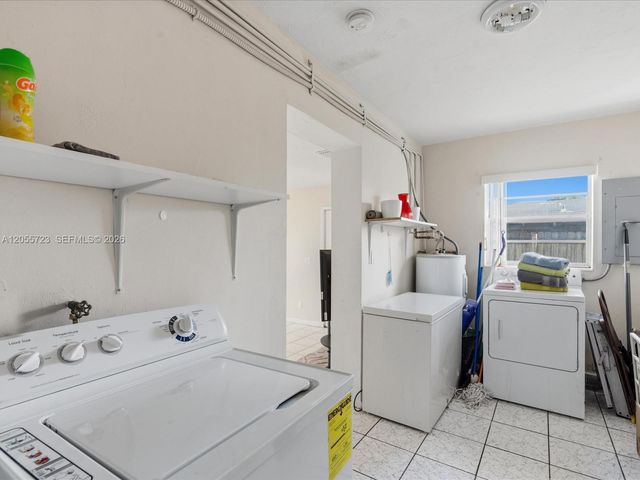 16621 SW 102nd Avenue, Miami, FL 33157