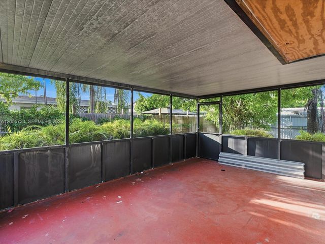 16621 SW 102nd Avenue, Miami, FL 33157