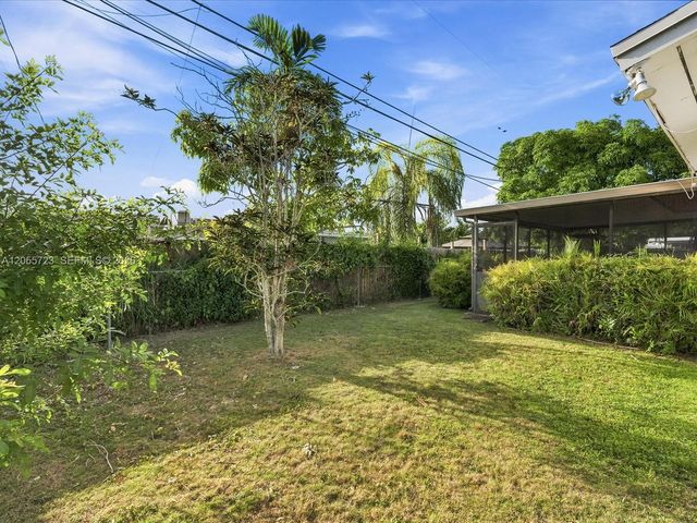 16621 SW 102nd Avenue, Miami, FL 33157