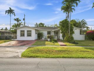 16621 SW 102nd Avenue, Miami, FL 33157