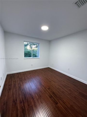 11378 NW 72nd Ter, Doral, FL 33178