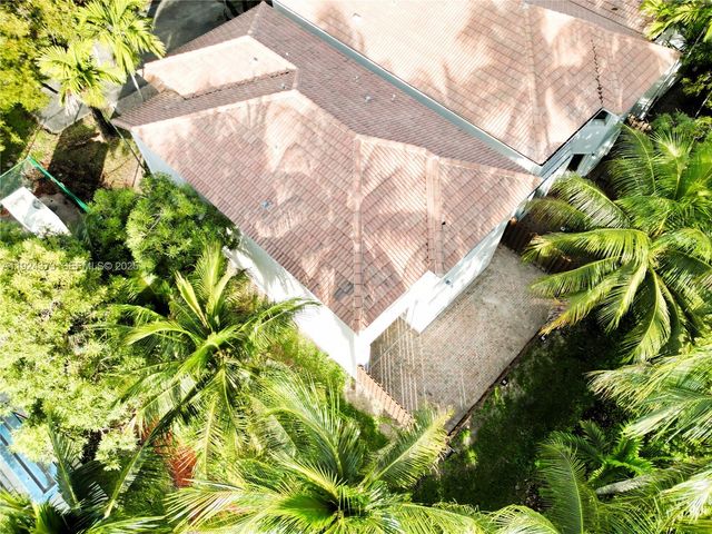 11378 NW 72nd Ter, Doral, FL 33178