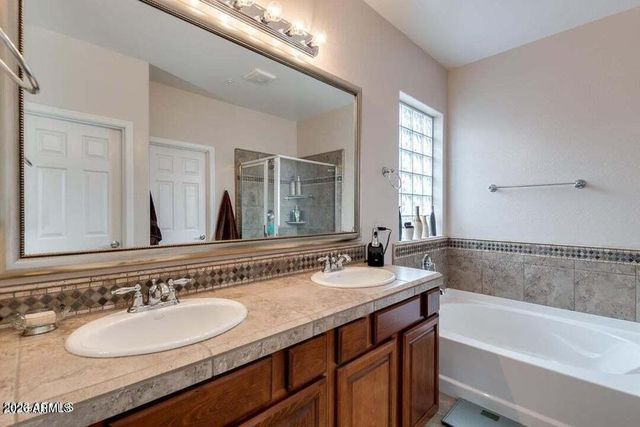 3519 E Pinot Noir Avenue, Gilbert, AZ 85298