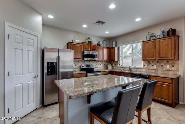 3519 E Pinot Noir Avenue, Gilbert, AZ 85298