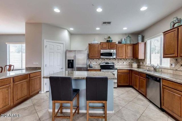 3519 E Pinot Noir Avenue, Gilbert, AZ 85298