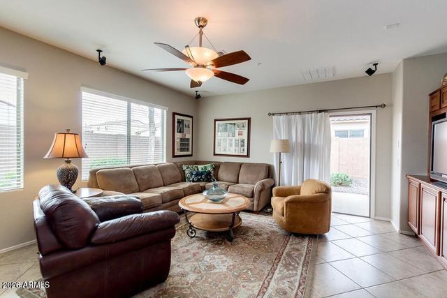 3519 E Pinot Noir Avenue, Gilbert, AZ 85298