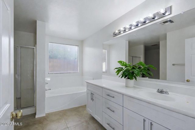 2933 W MALDONADO Road, Phoenix, AZ 85041