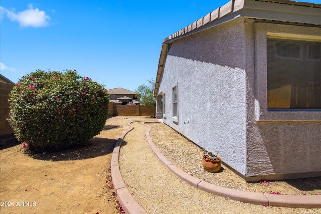 2933 W MALDONADO Road, Phoenix, AZ 85041