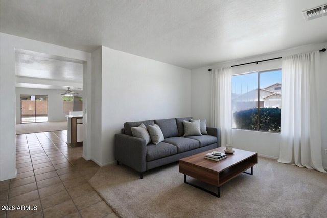 2933 W MALDONADO Road, Phoenix, AZ 85041