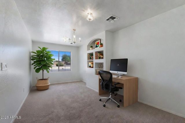 2933 W MALDONADO Road, Phoenix, AZ 85041