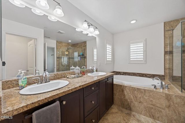 34 Secret Hollow Lane, Newbury Park, CA 91320