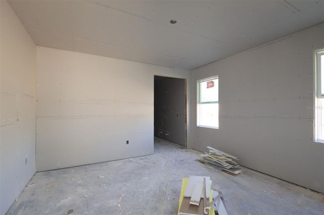 3318 WOLF LAKE AVENUE, Apopka, FL 32712