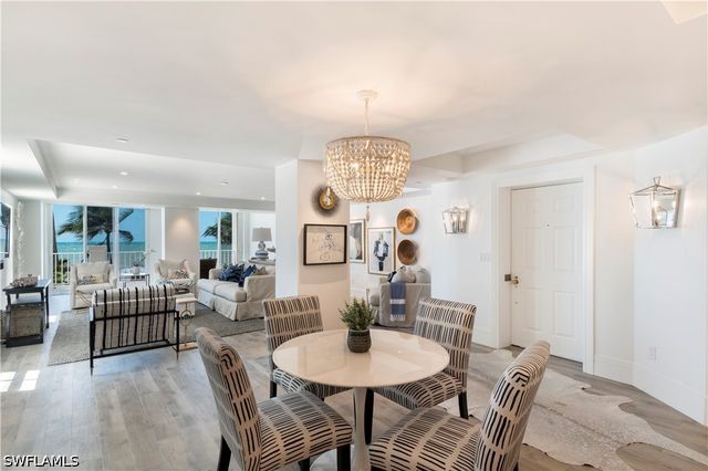 3377 Gulf Shore BLVD N 1B, Naples, FL 34103