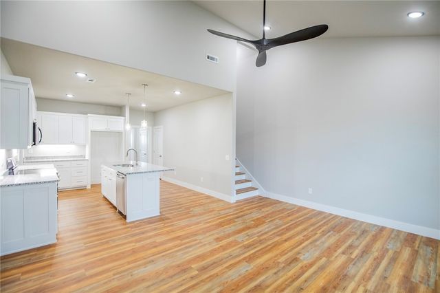 1041 Seaborn Way, Pea Ridge, AR 72751