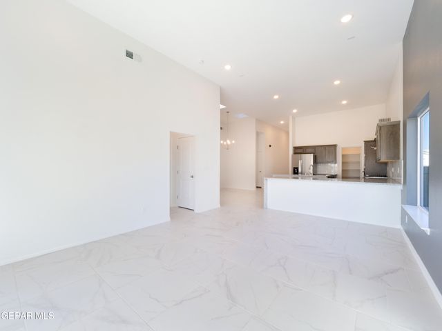 1429 Ruben Orozco Sr, Socorro, TX 79927
