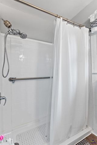 121 Crestwood Rd, Warner Robins, GA 31093