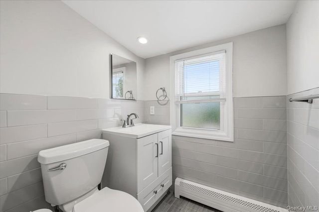 665 Dianne Street, Seaford, NY 11783