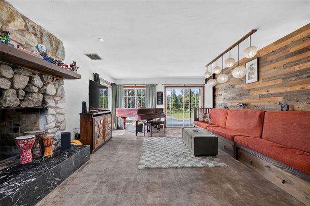 8922 PRITCHER ROAD, Lithia, FL 33547
