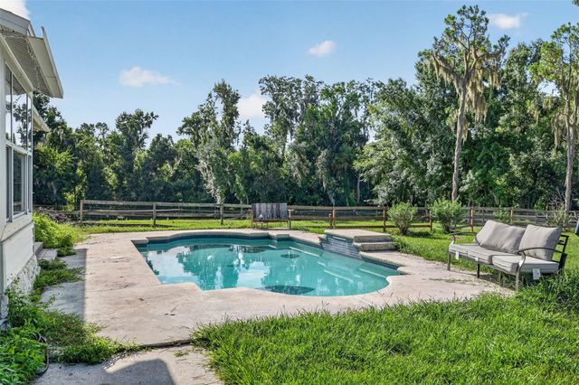 8922 PRITCHER ROAD, Lithia, FL 33547