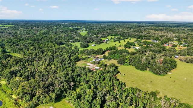 8922 PRITCHER ROAD, Lithia, FL 33547