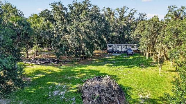 8922 PRITCHER ROAD, Lithia, FL 33547