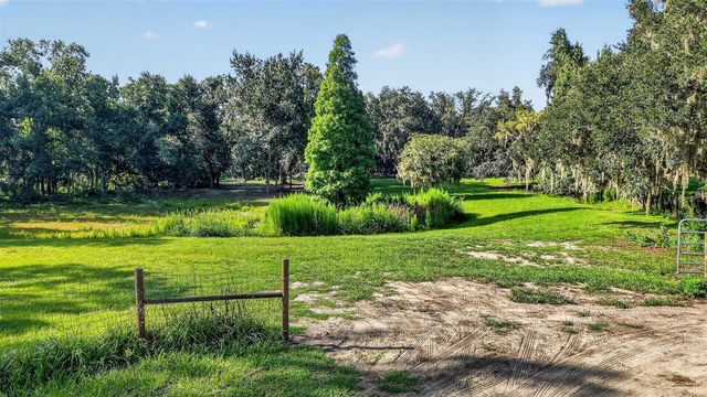 8922 PRITCHER ROAD, Lithia, FL 33547