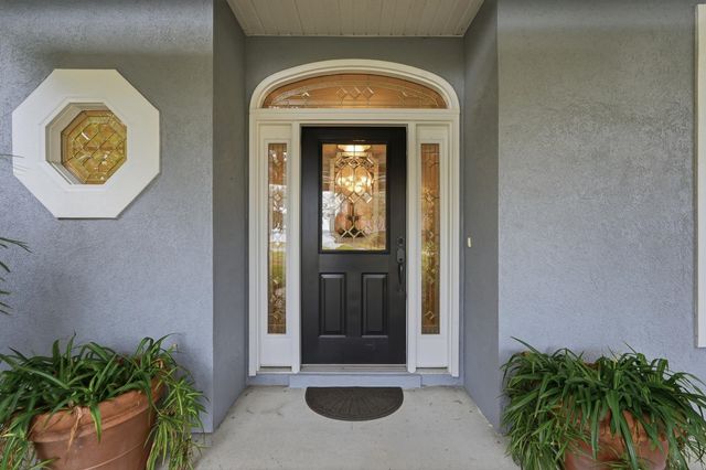 241 Crystal Cove Dr, Palatka, FL 32177