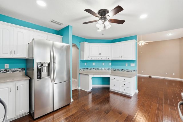 241 Crystal Cove Dr, Palatka, FL 32177