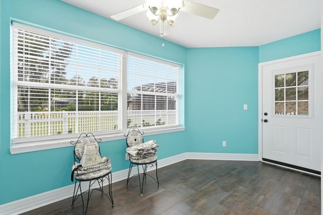 241 Crystal Cove Dr, Palatka, FL 32177