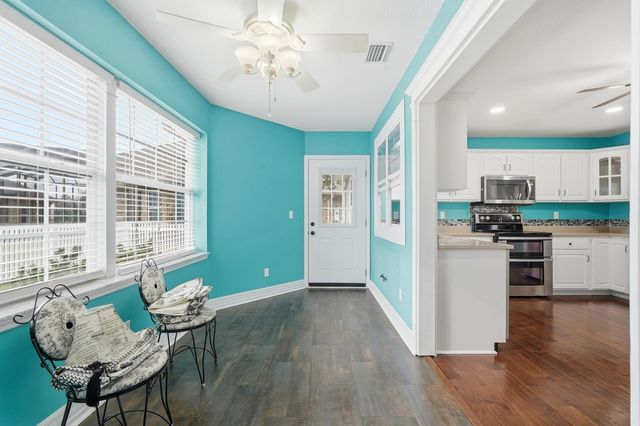 241 Crystal Cove Dr, Palatka, FL 32177