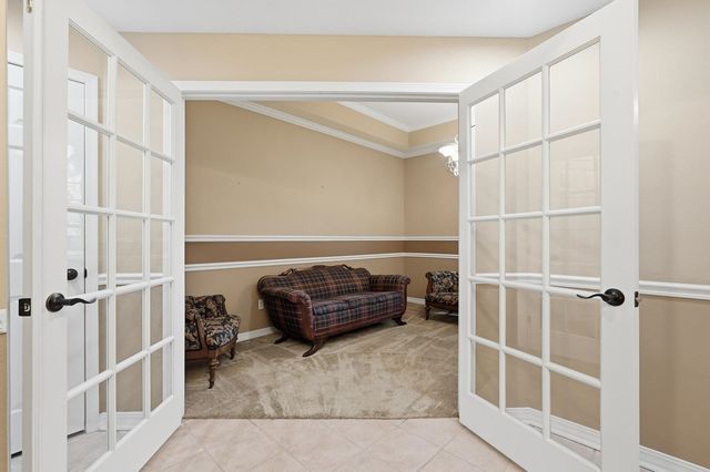 241 Crystal Cove Dr, Palatka, FL 32177