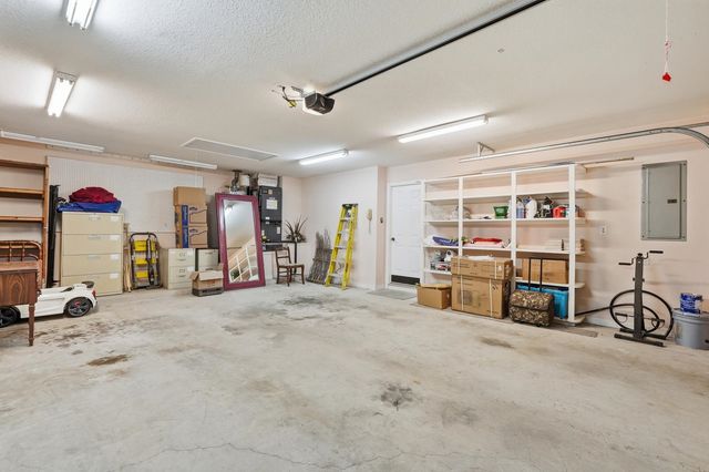 241 Crystal Cove Dr, Palatka, FL 32177