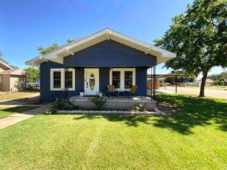 311 W ALAMEDA STREET, Iowa Park, TX 76367