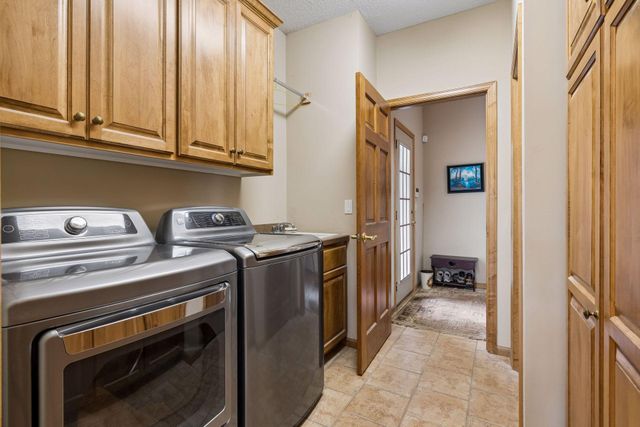 14235 Isanti Street NE, Ham Lake, MN 55304