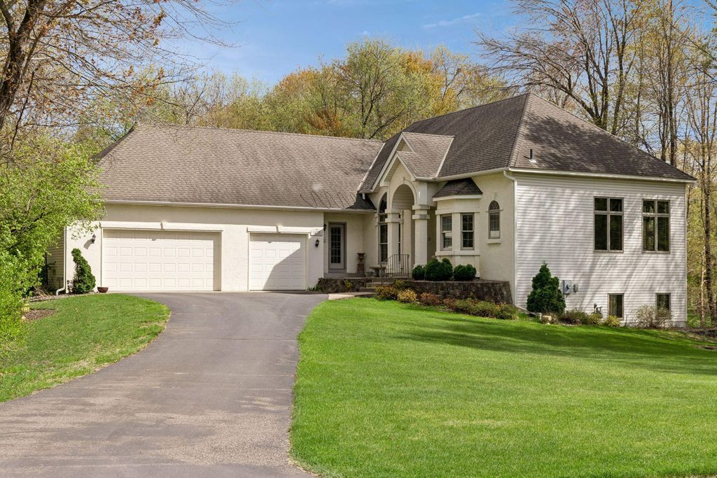 14235 Isanti Street NE, Ham Lake, MN 55304