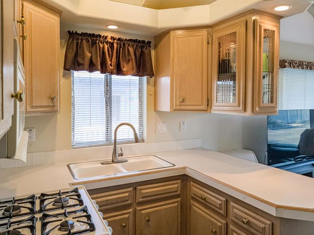 70200 Dillon Road 213, Desert Hot Springs, CA 92241