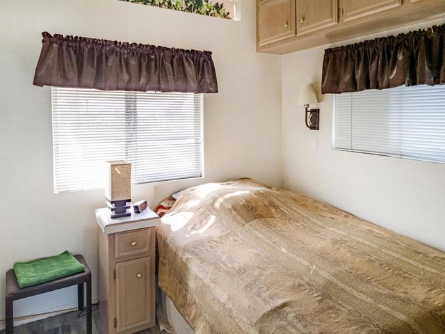 70200 Dillon Road 213, Desert Hot Springs, CA 92241