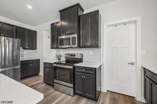 2 Vansickle Ct, Roxbury Twp., NJ 07850